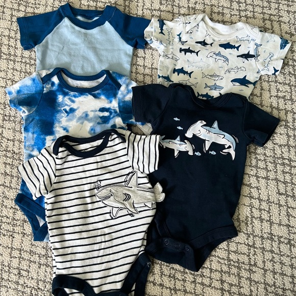 Bundle of 5 Bodysuits - Picture 1 of 10